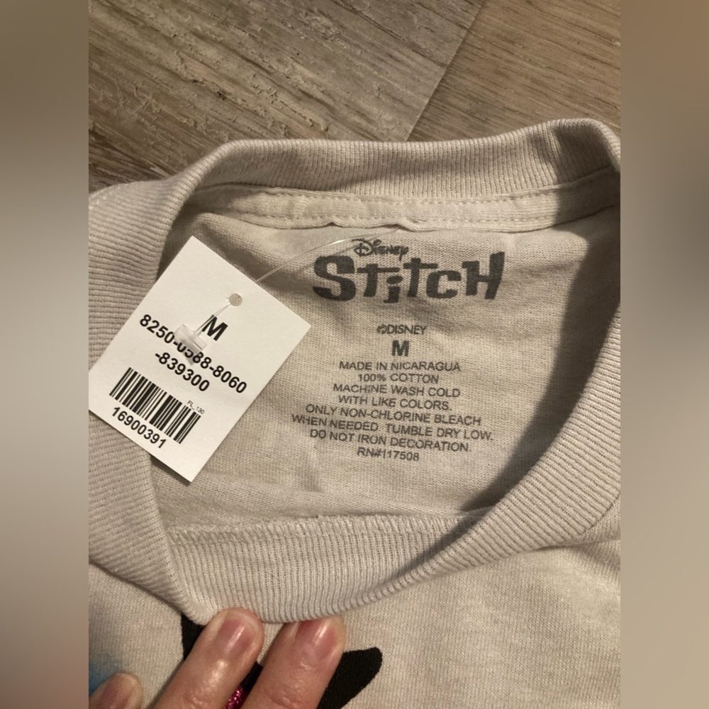Disney Stitch gray tee shirt - Picture 3 of 6